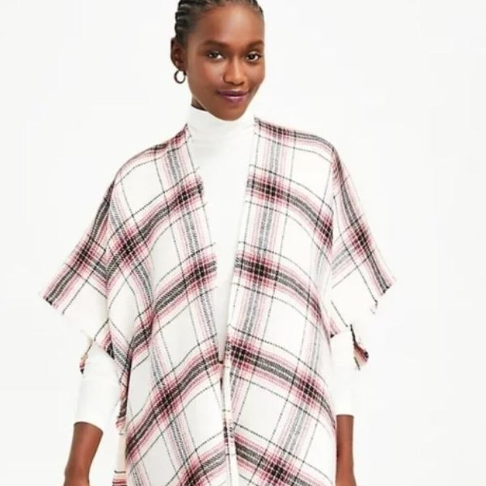 NWT Ann Taylor LOFT Women's White/Green/Black Plaid Wrap / Fringe Size XS/S